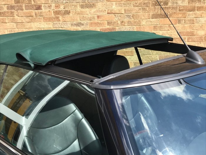 Mini Convertible 1.6 Cooper S 2dr Convertible Petrol Green