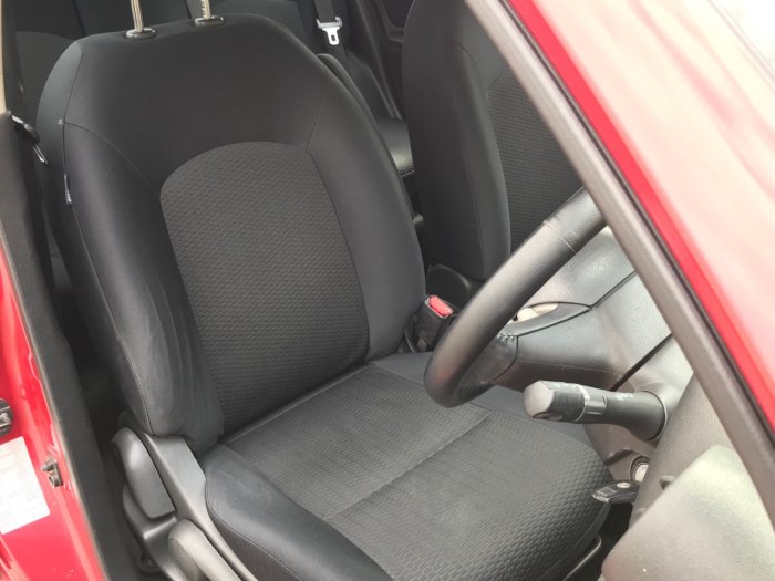 Nissan Micra 1.2 Acenta 5dr Hatchback Petrol Red