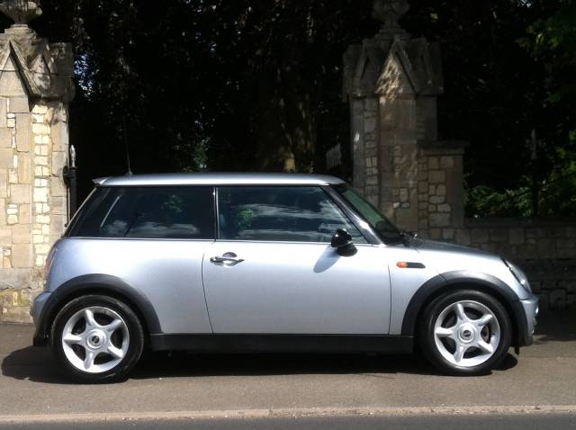 2004 Mini Hatchback 1.6 Cooper 3dr