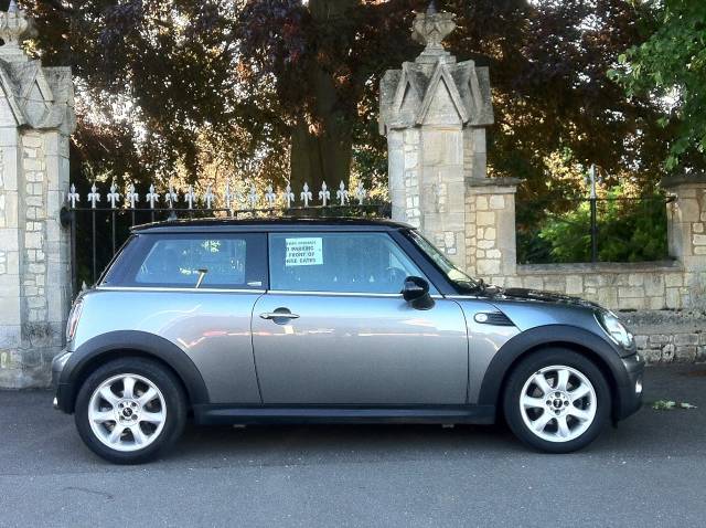 2010 Mini Hatchback 1.6 Cooper D Graphite 3dr