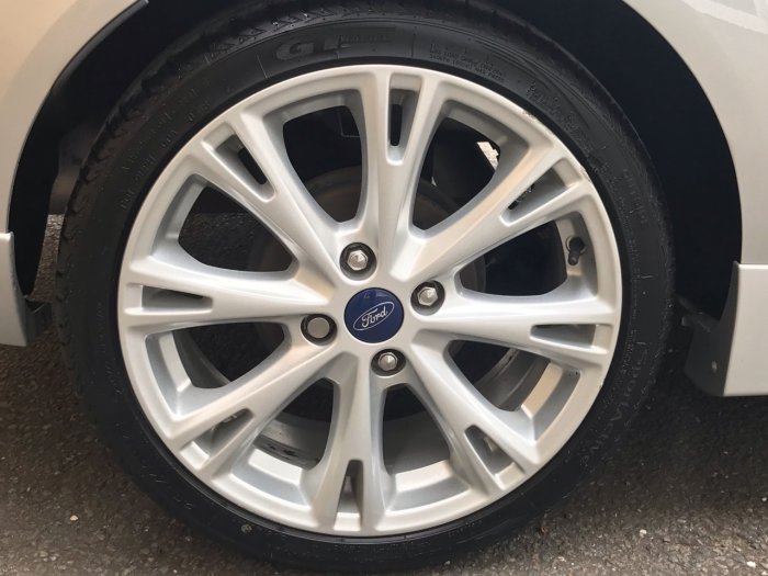 Ford Fiesta 1.0 Zetec S ecoboost Hatchback Petrol Silver