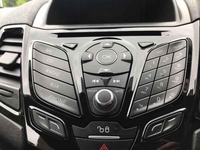 Ford Fiesta 1.0 Zetec S ecoboost Hatchback Petrol Silver