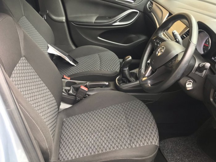 Vauxhall Astra 1.4T 16V 125 Energy 5dr Hatchback Petrol Silver