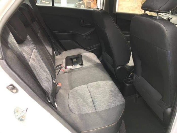 Kia Picanto 1.0 65 1 5dr Hatchback Petrol White