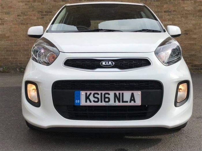 Kia Picanto 1.0 65 1 5dr Hatchback Petrol White