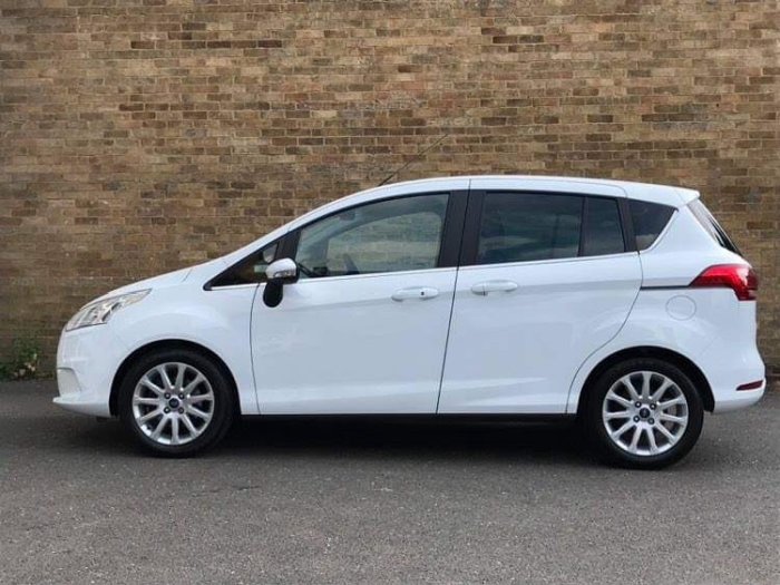 Ford B-MAX 1.0 EcoBoost Titanium 5dr MPV Petrol White