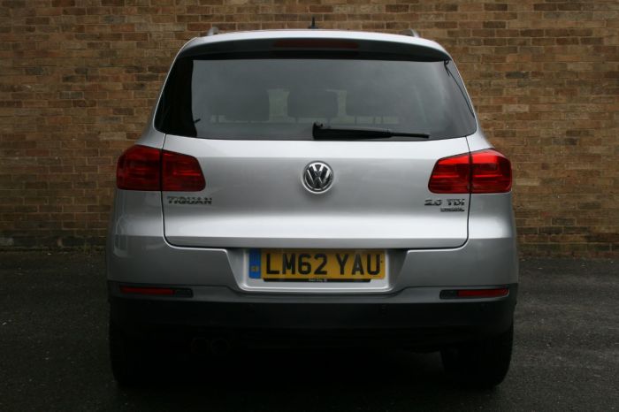 Volkswagen Tiguan 2.0 TDi BlueMotion Tech SE 5dr Estate Diesel Silver