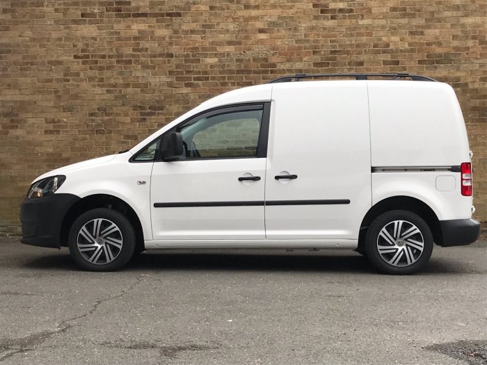 Volkswagen Caddy 1.6 TDI 75PS Startline Van Panel Van Diesel White