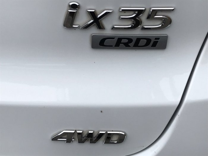 Hyundai ix35 2.0 CRDi SE 5dr Auto Estate Diesel White