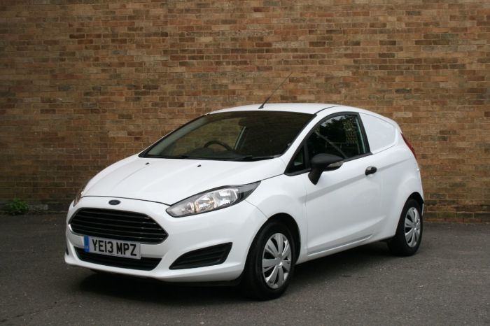 Ford Fiesta 1.6 TDCi ECOnetic Van Van Diesel White
