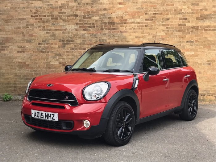 Mini Countryman 2.0 Cooper S D 5dr Hatchback Diesel Red