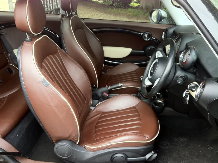 Mini Clubman 1.6 Cooper 5dr Estate Petrol Brown