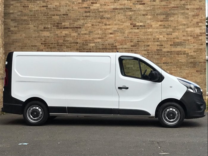 Vauxhall Vivaro 2900 1.6CDTI 115PS H1 Van Panel Van Diesel White