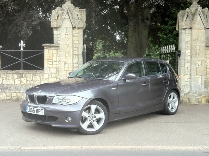 BMW 1 Series 2.0 118d Sport 5dr Hatchback Diesel Grey