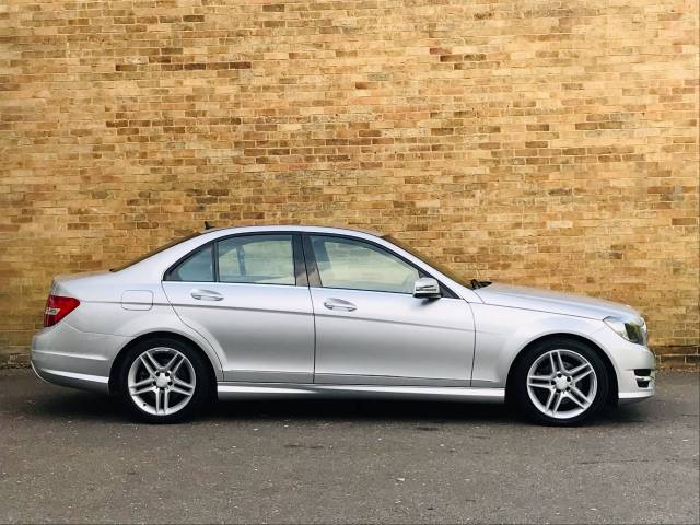 2013 Mercedes-Benz C Class 2.1 C220 CDI BlueEFFICIENCY AMG Sport 4dr Auto