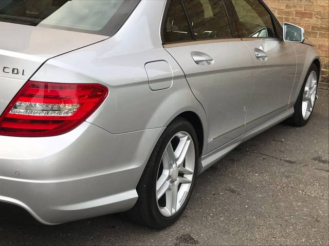 2013 Mercedes-Benz C Class 2.1 C220 CDI BlueEFFICIENCY AMG Sport 4dr Auto