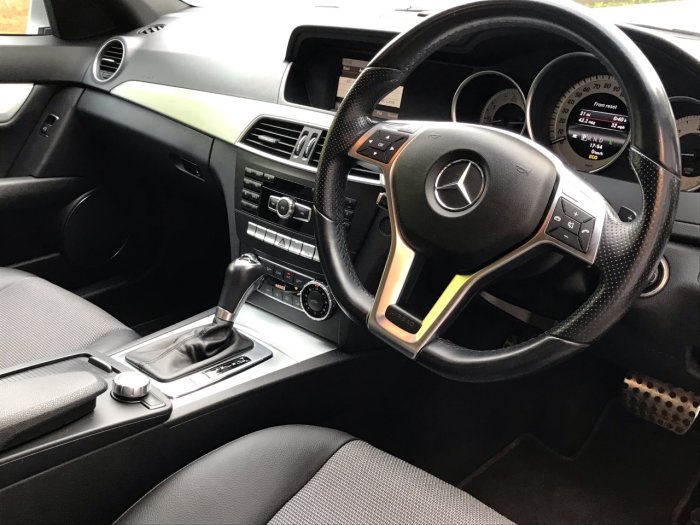 Mercedes-Benz C Class 2.1 C220 CDI BlueEFFICIENCY AMG Sport 4dr Auto Saloon Diesel Silver