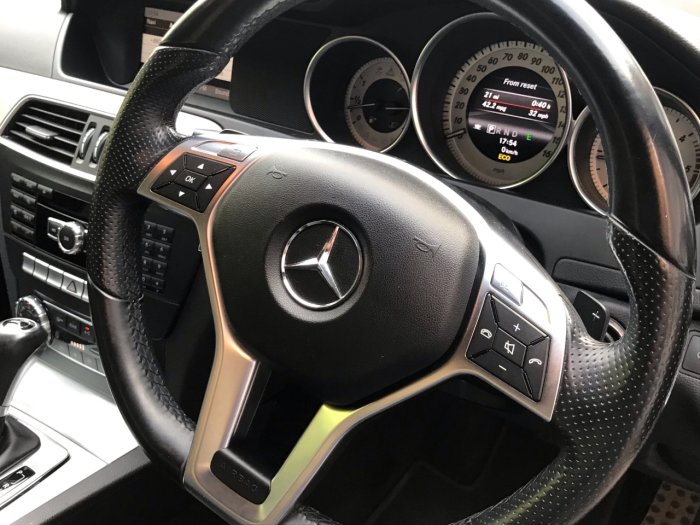 Mercedes-Benz C Class 2.1 C220 CDI BlueEFFICIENCY AMG Sport 4dr Auto Saloon Diesel Silver