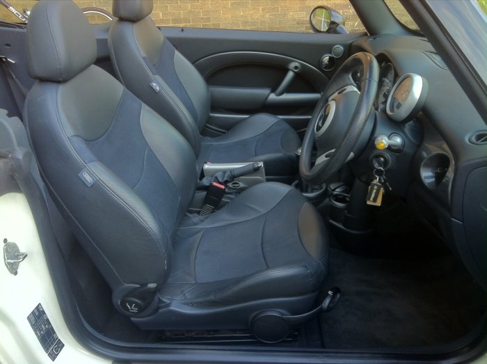 Mini Convertible 1.6 One 2dr Convertible Petrol White
