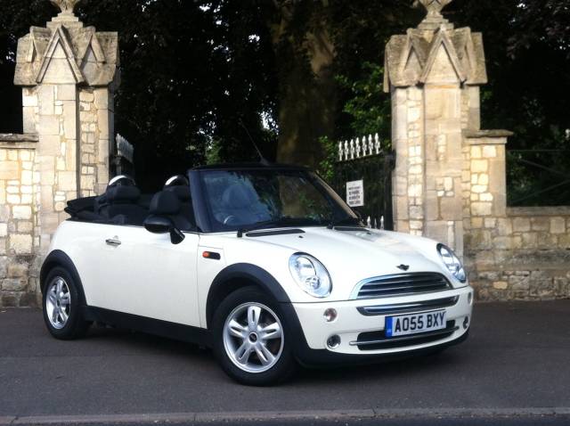 Mini Convertible 1.6 One 2dr Convertible Petrol White