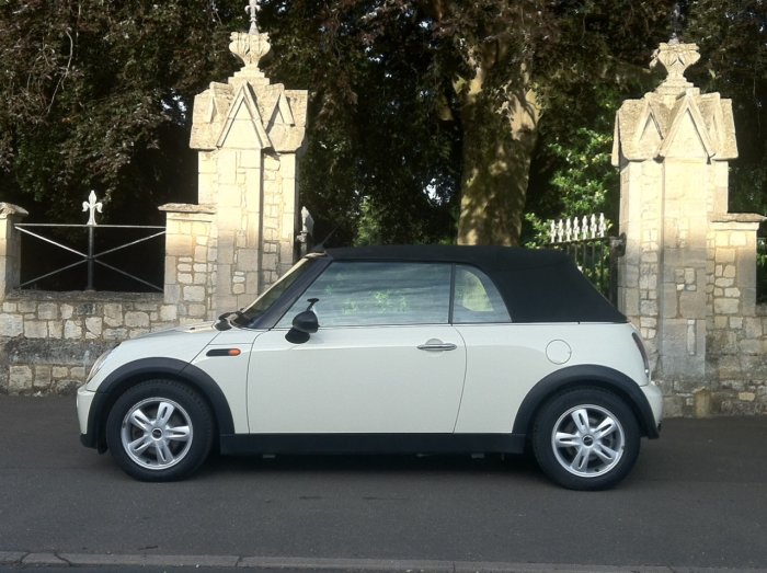 Mini Convertible 1.6 One 2dr Convertible Petrol White