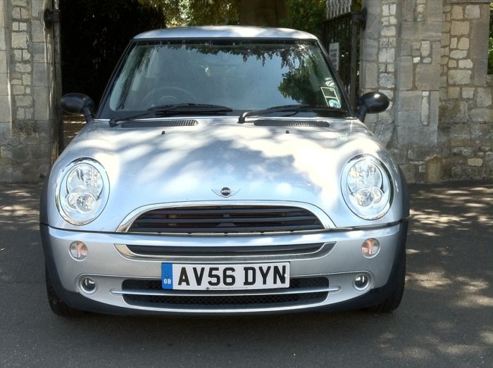 Mini Hatchback 1.6 One 3dr Auto Hatchback Petrol Silver