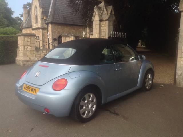 2005 Volkswagen Beetle 1.6 2dr