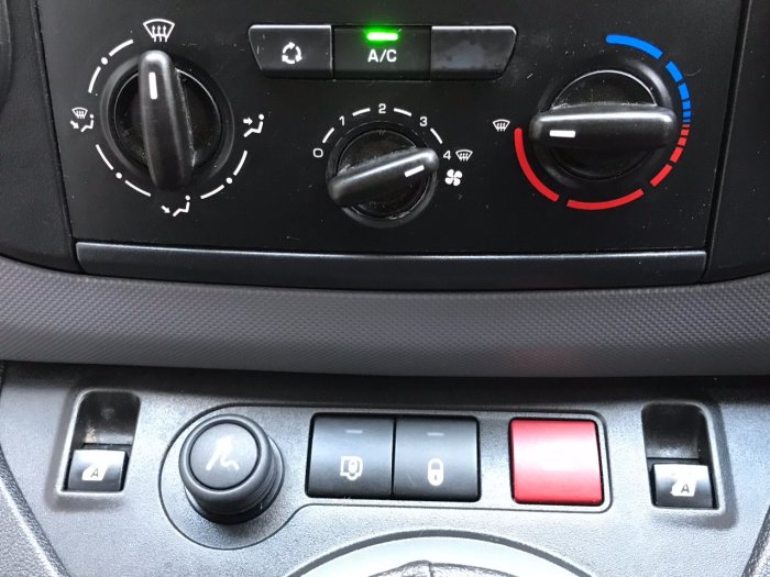 Citroen Berlingo 1.6 HDi 850Kg Enterprise 90ps Panel Van Diesel White