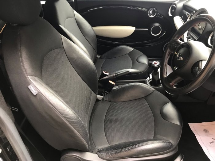 Mini Coupe 1.6 Cooper S 3dr Coupe Petrol Black
