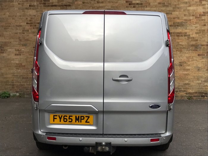 Ford Transit Custom 2.2 TDCi 155ps Low Roof Limited Van Panel Van Diesel Silver