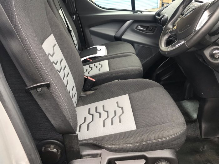 Ford Transit Custom 2.2 TDCi 155ps Low Roof Limited Van Panel Van Diesel Silver