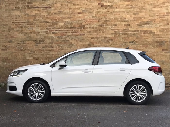 Citroen C4 1.2 PureTech Feel 5dr Hatchback Petrol White