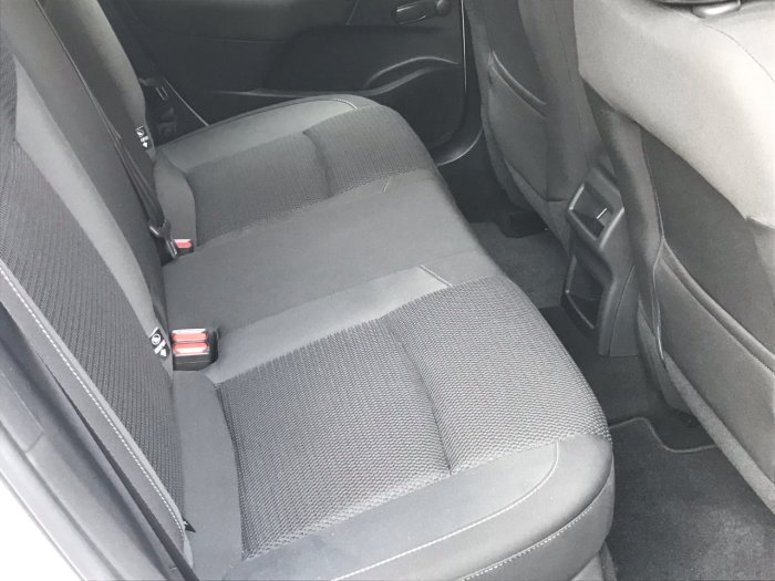 Citroen C4 1.2 PureTech Feel 5dr Hatchback Petrol White