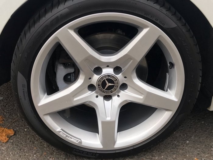 Mercedes-Benz SLK 2.1 SLK 250 CDI BlueEFFICIENCY AMG Sport 2dr Tip Auto Convertible Diesel White