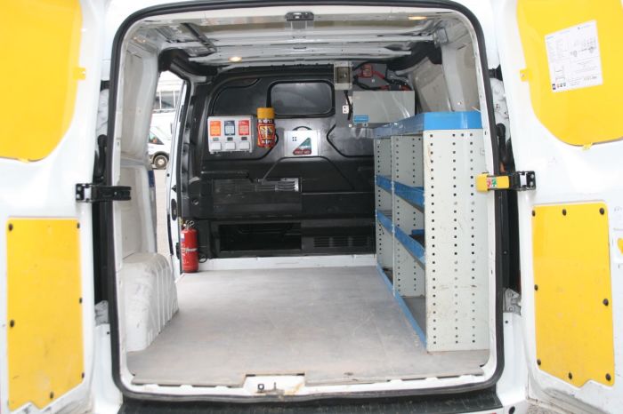 Ford Transit Custom 2.2 TDCi 125ps Low Roof Limited Van Panel Van Diesel White
