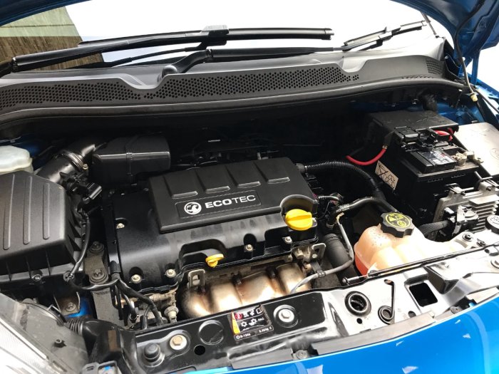 Vauxhall Adam 1.4i Rocks Air 3dr Hatchback Petrol Blue