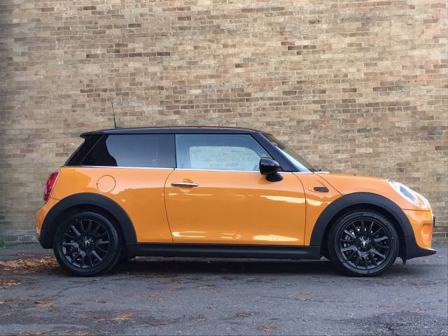 2014 Mini Hatchback 1.5 Cooper D 3dr