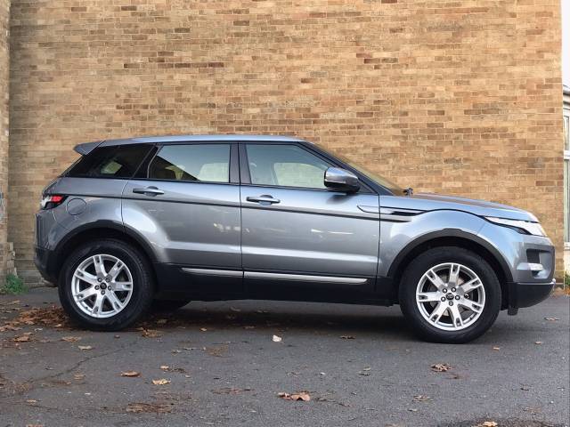 Land Rover Range Rover Evoque 2.2 SD4 Pure 5dr [Tech Pack] Estate Diesel Grey