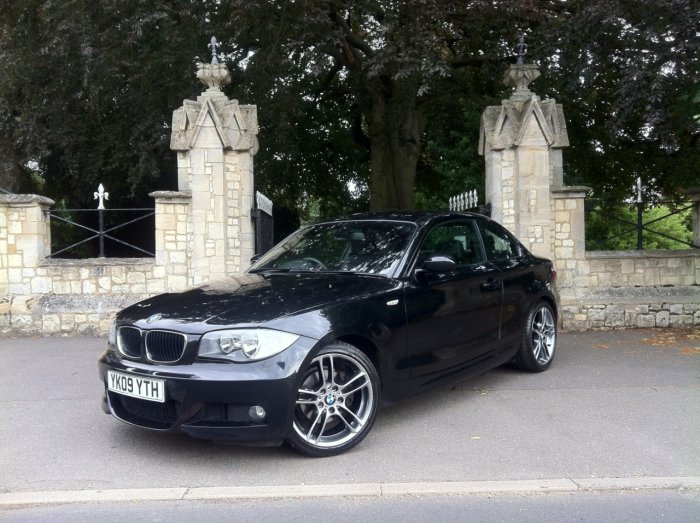 BMW 1 Series 3.0 125i M Sport 2dr Coupe Petrol Black