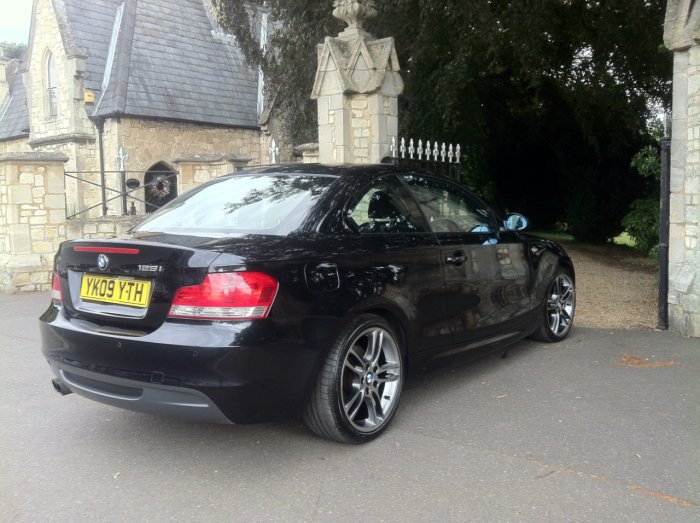 BMW 1 Series 3.0 125i M Sport 2dr Coupe Petrol Black