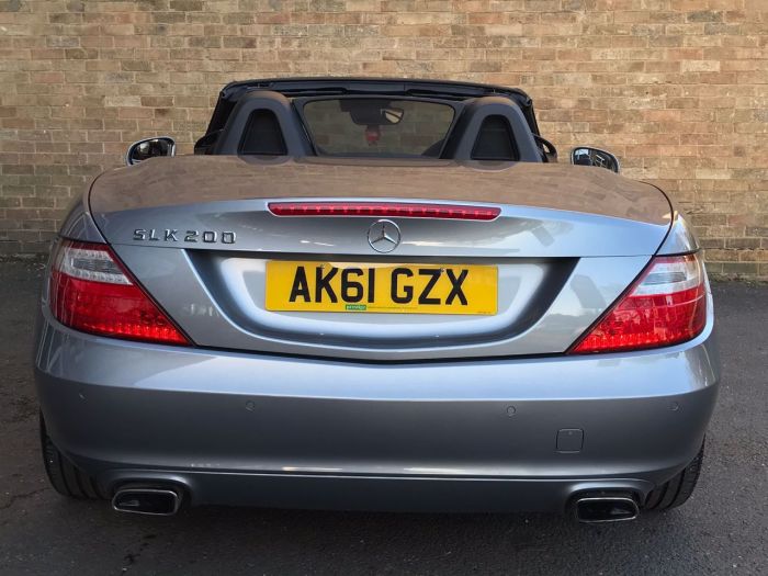 Mercedes-Benz SLK 1.8 SLK 200 BlueEFFICIENCY Edition 125 2dr Convertible Petrol Silver