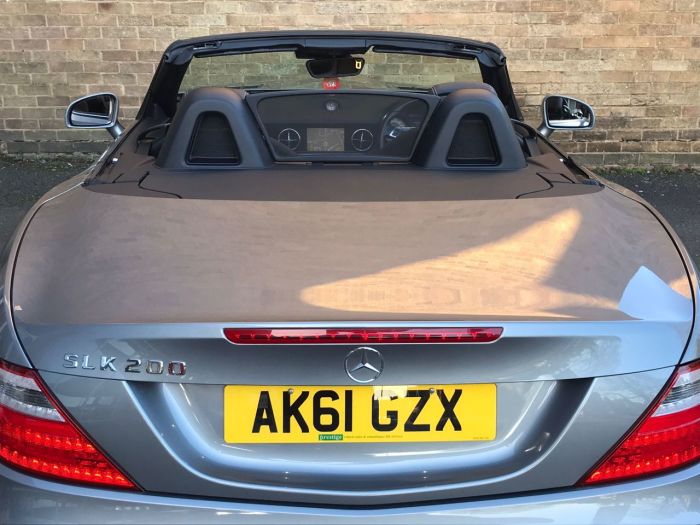 Mercedes-Benz SLK 1.8 SLK 200 BlueEFFICIENCY Edition 125 2dr Convertible Petrol Silver