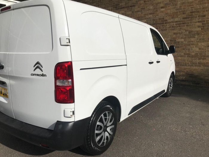 Citroen Dispatch 1000 1.6 BlueHDi 115 Van X Panel Van Diesel White