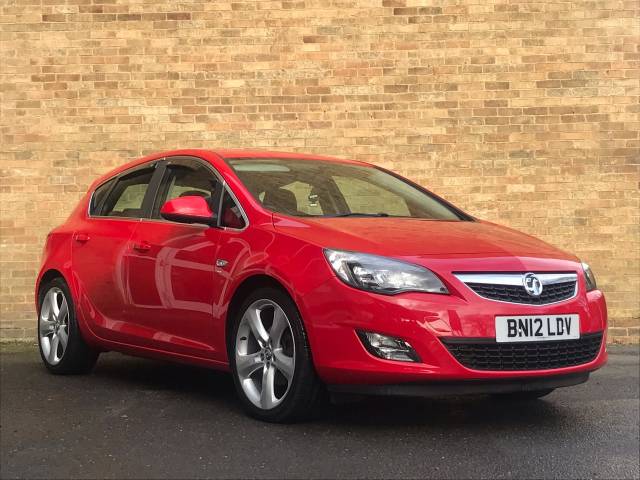 Vauxhall Astra 2.0 CDTi 16V ecoFLEX SRi [165] 5dr Hatchback Diesel Red