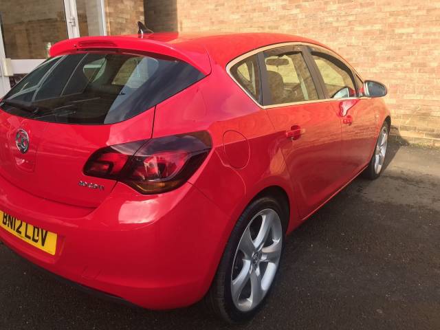 2012 Vauxhall Astra 2.0 CDTi 16V ecoFLEX SRi [165] 5dr