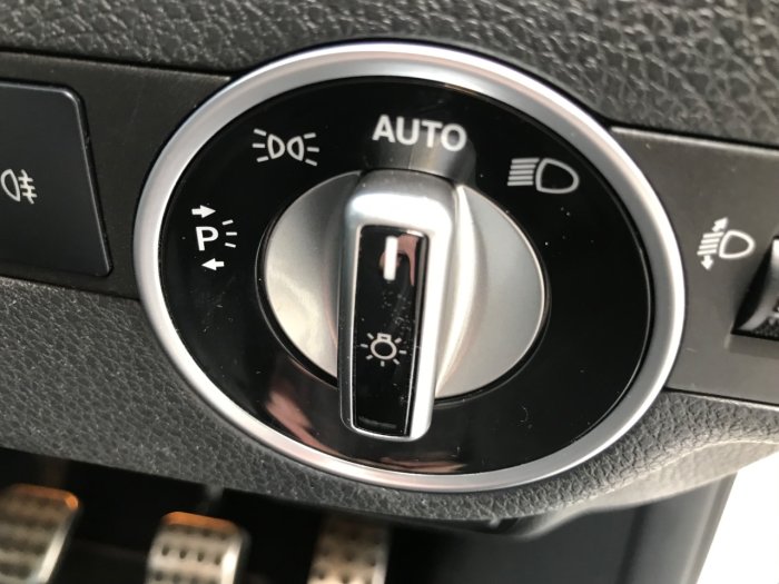 Mercedes-Benz GLA 2.1 GLA 200 CDI AMG Line 5dr Estate Diesel White