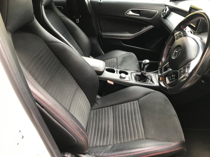 Mercedes-Benz GLA 2.1 GLA 200 CDI AMG Line 5dr Estate Diesel White