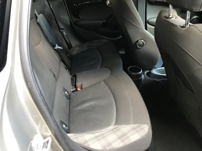 Mini Hatchback 1.5 Cooper D 5dr Hatchback Diesel Silver