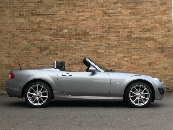 Mazda MX-5 2.0i Sport Tech 2dr Convertible Petrol Silver