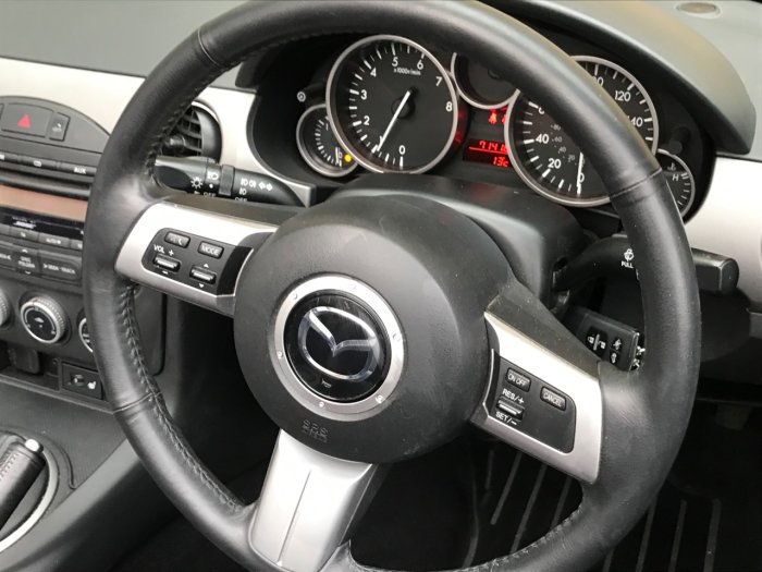 Mazda MX-5 2.0i Sport Tech 2dr Convertible Petrol Silver